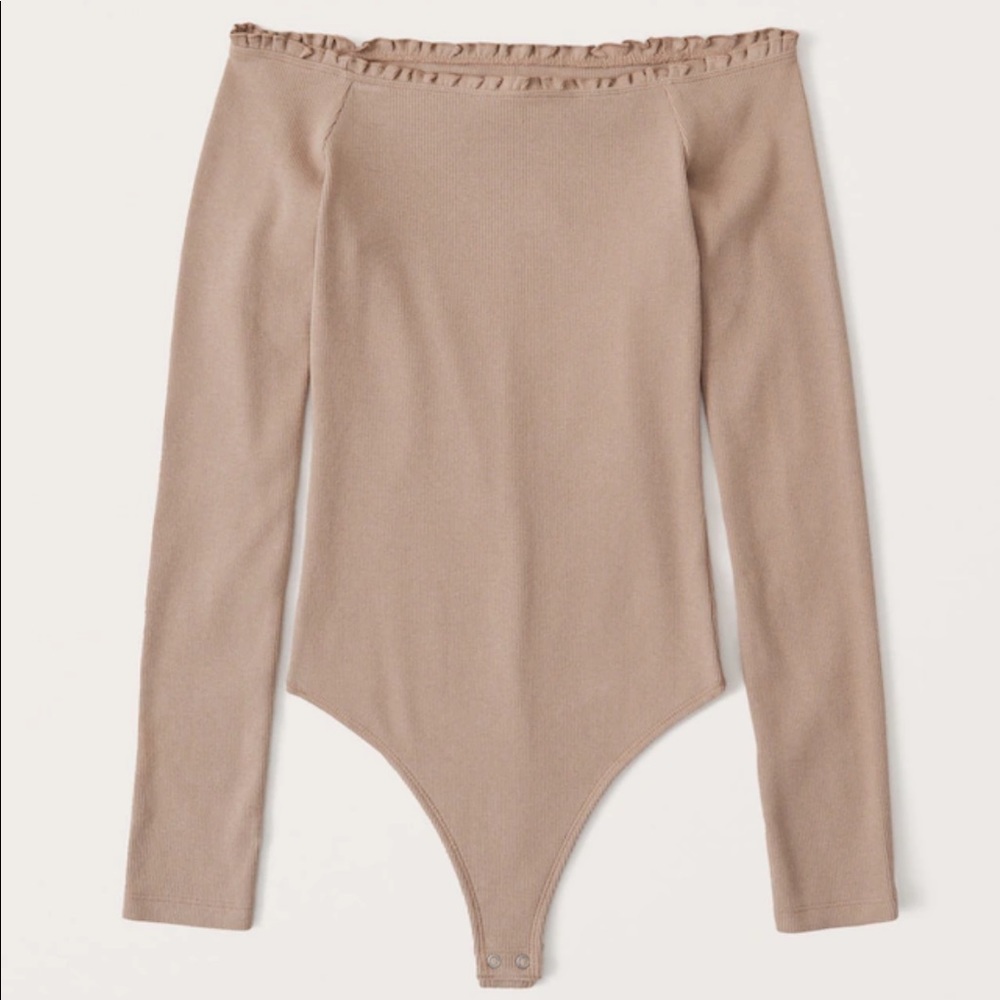 BROWN Off-The-Shoulder Ruffle-Trim Bodysuit